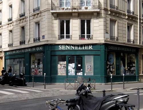 大手画材店「セヌリエ」のルネ・コティ通り支店。
